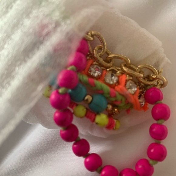 NWT lilly Pulitzer bohemian tassel bracelet - Picture 3 of 5
